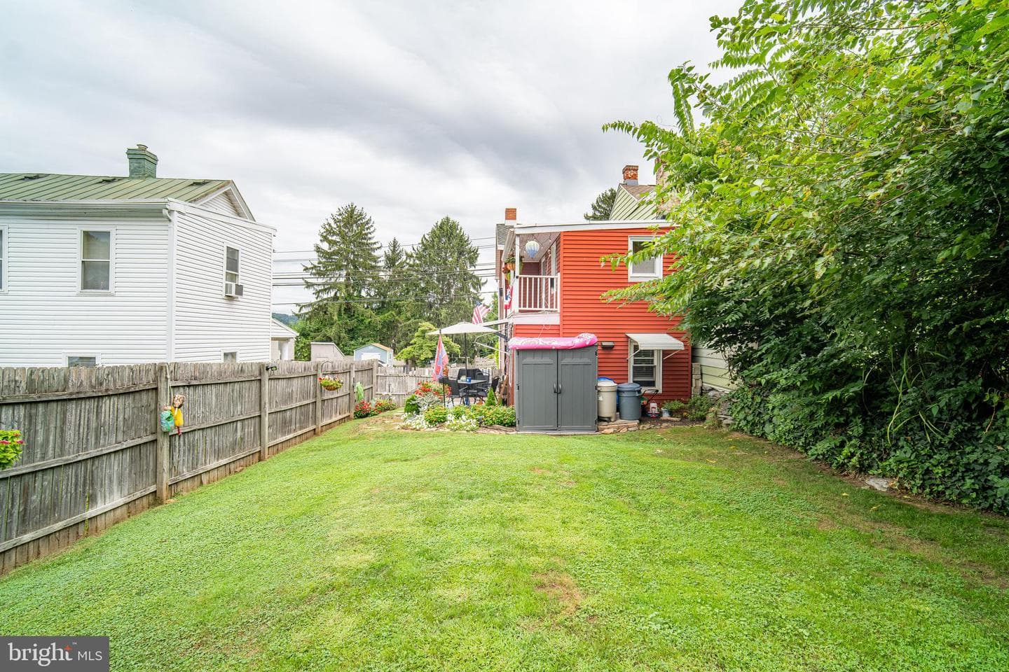218 S 2nd Street photo 11