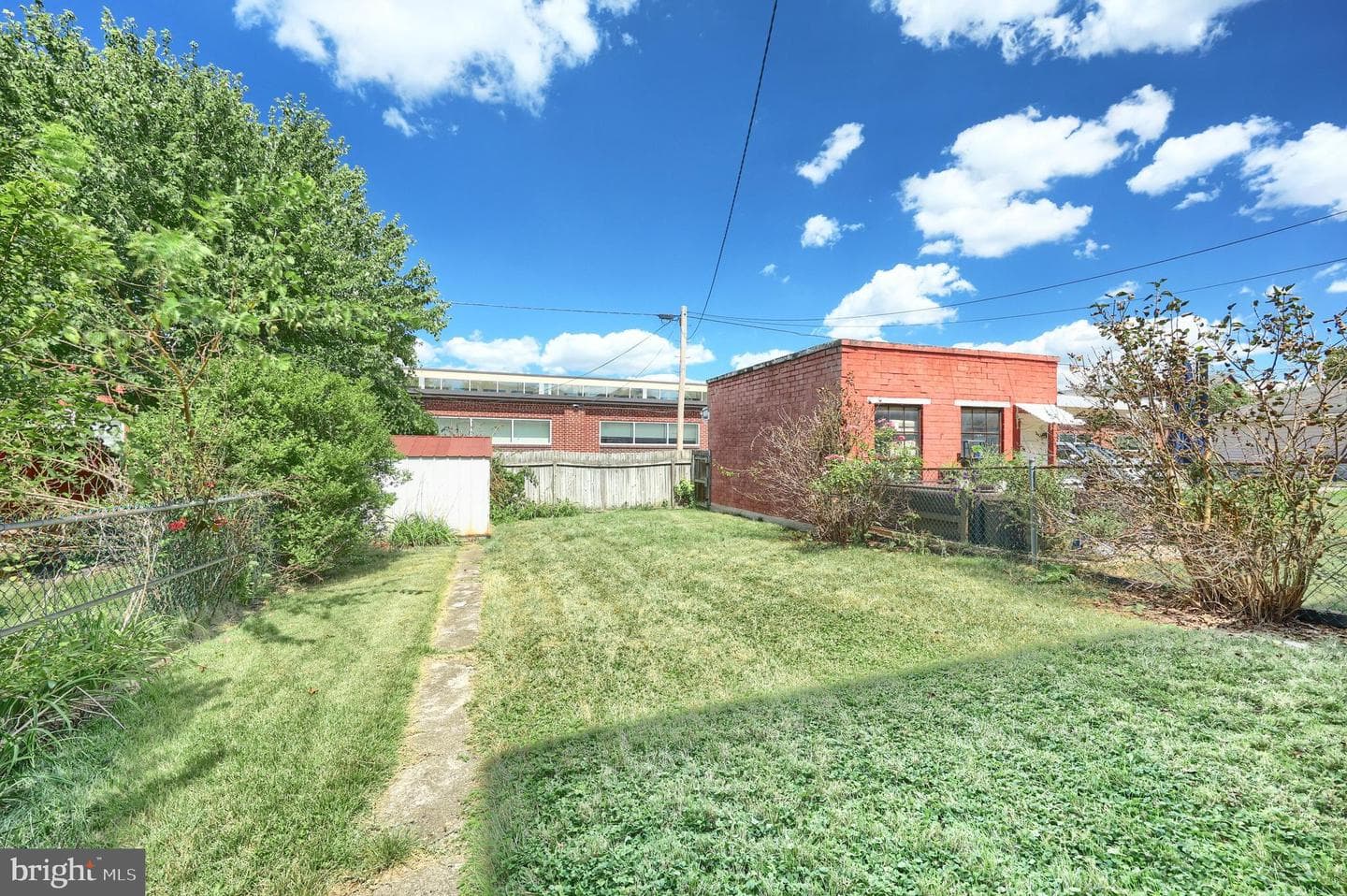 539 W Jackson Street photo 28