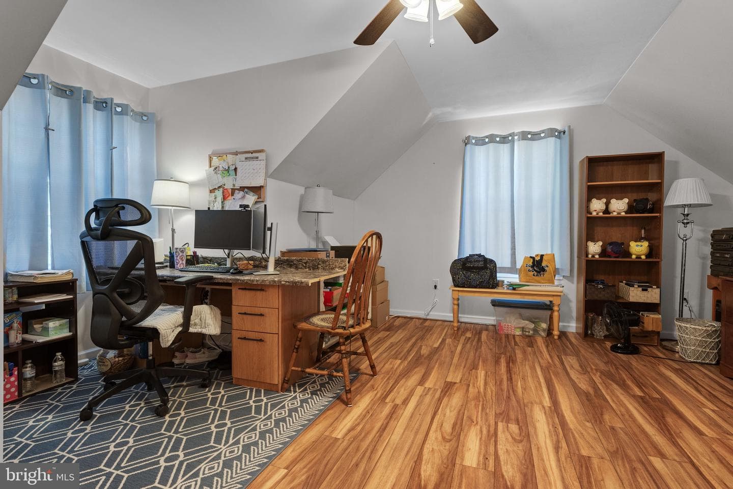 2915 Anthony Way photo 32