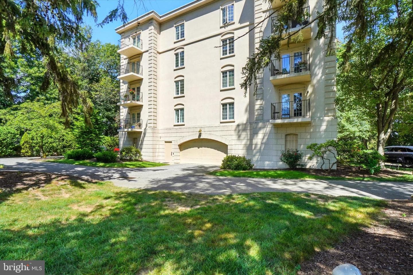 2025 Queen Street S #231 photo 30