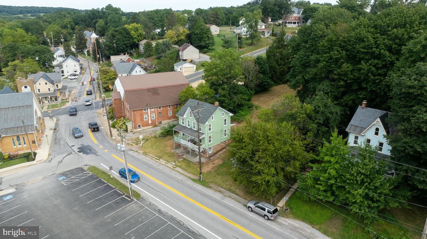 23 E George Street photo 32