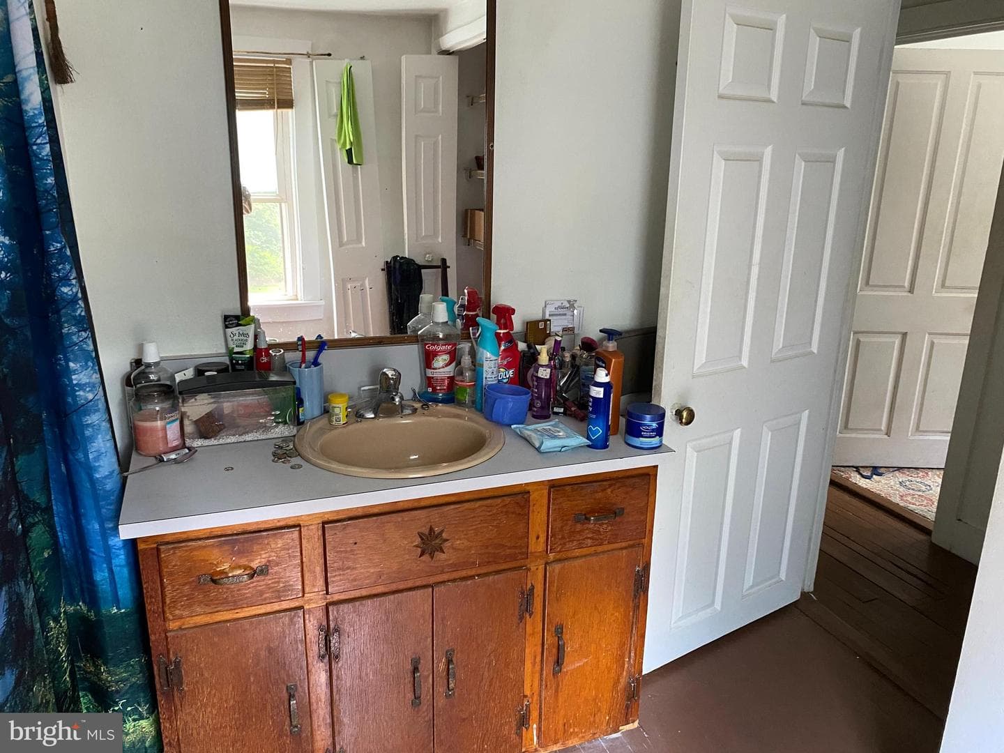 10400 Enfield Road photo 29