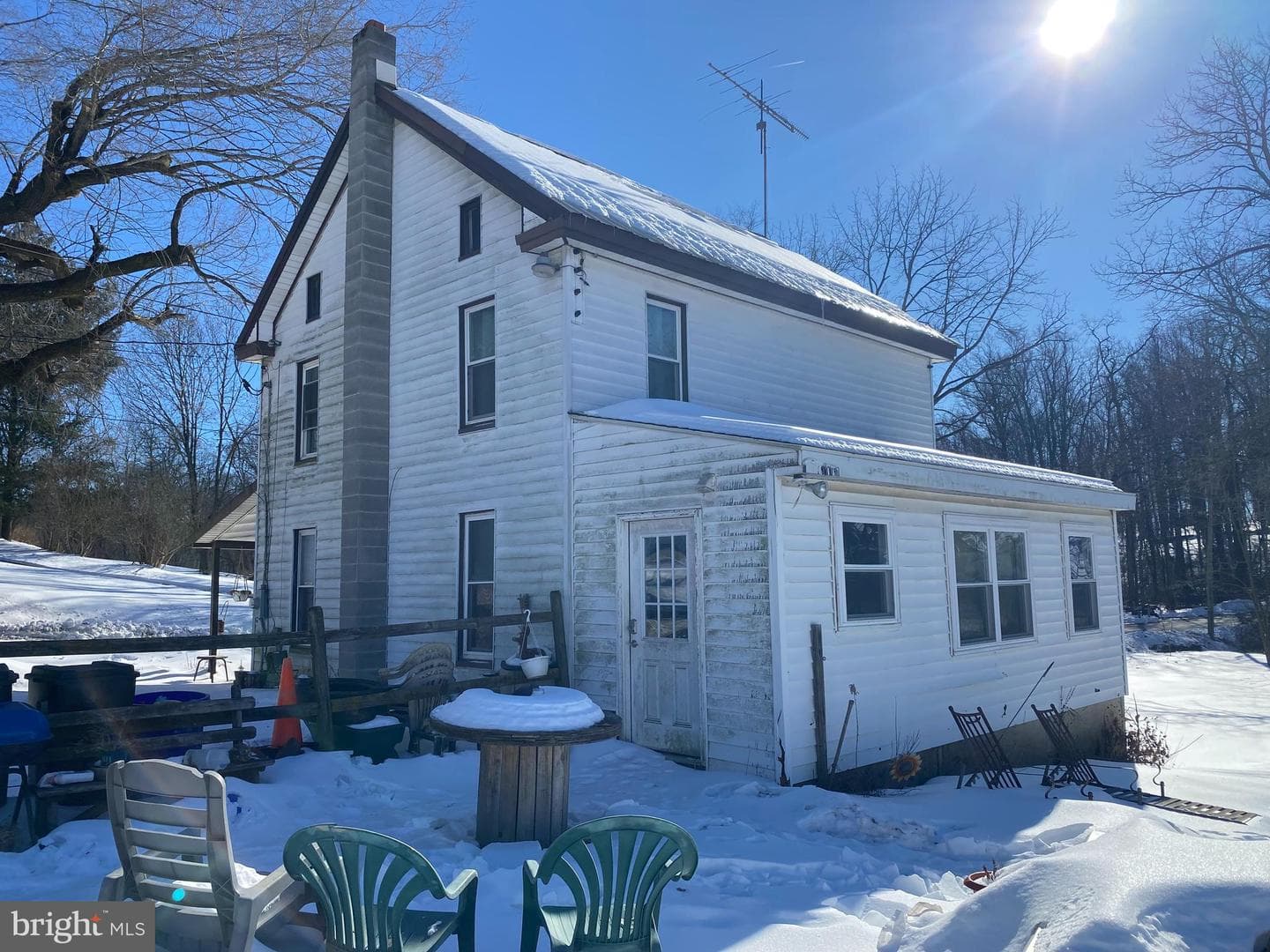 10400 Enfield Road photo 3