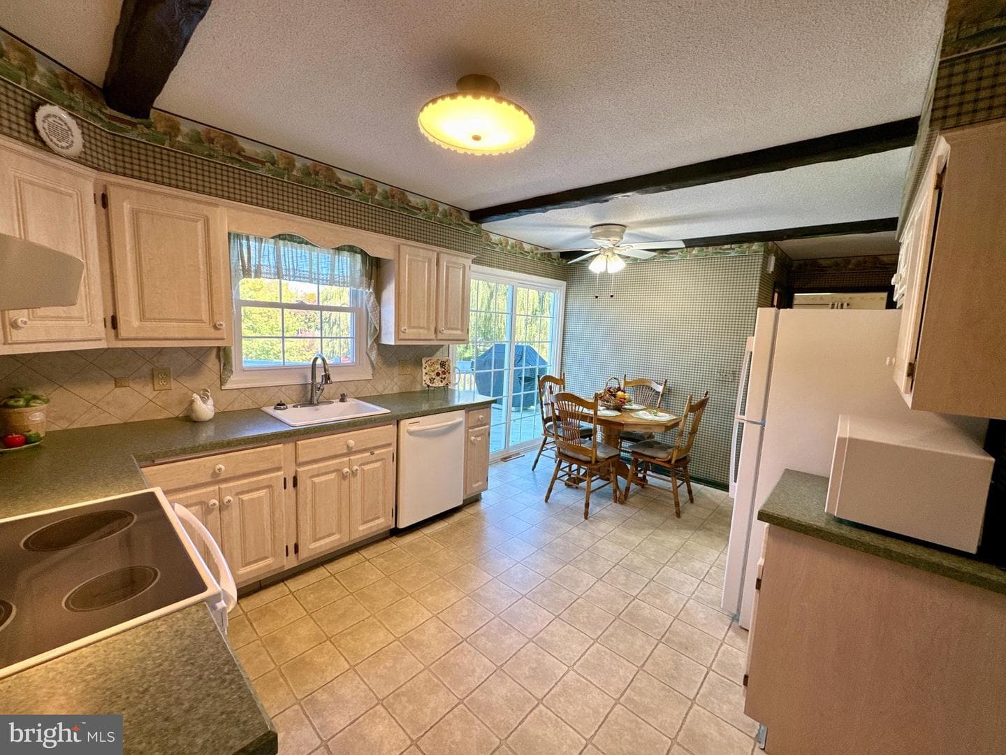 167 Walter Road photo 18