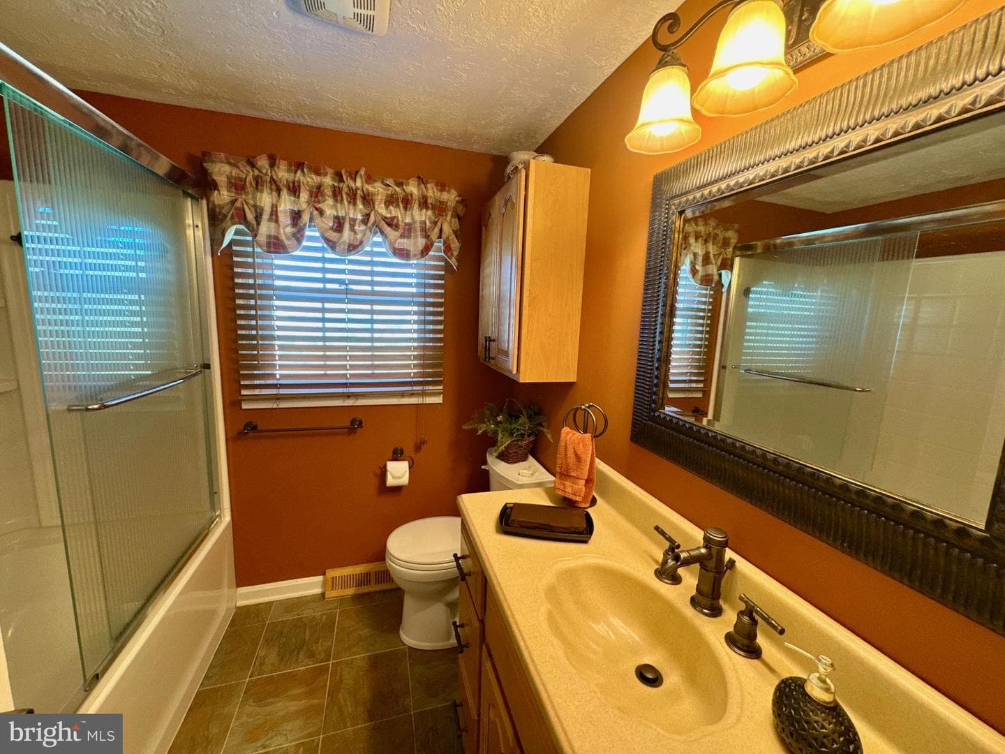 167 Walter Road photo 37