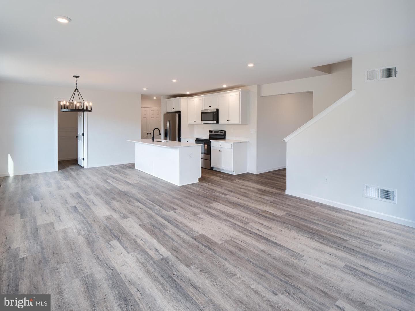 309 Boxwood Drive photo 9