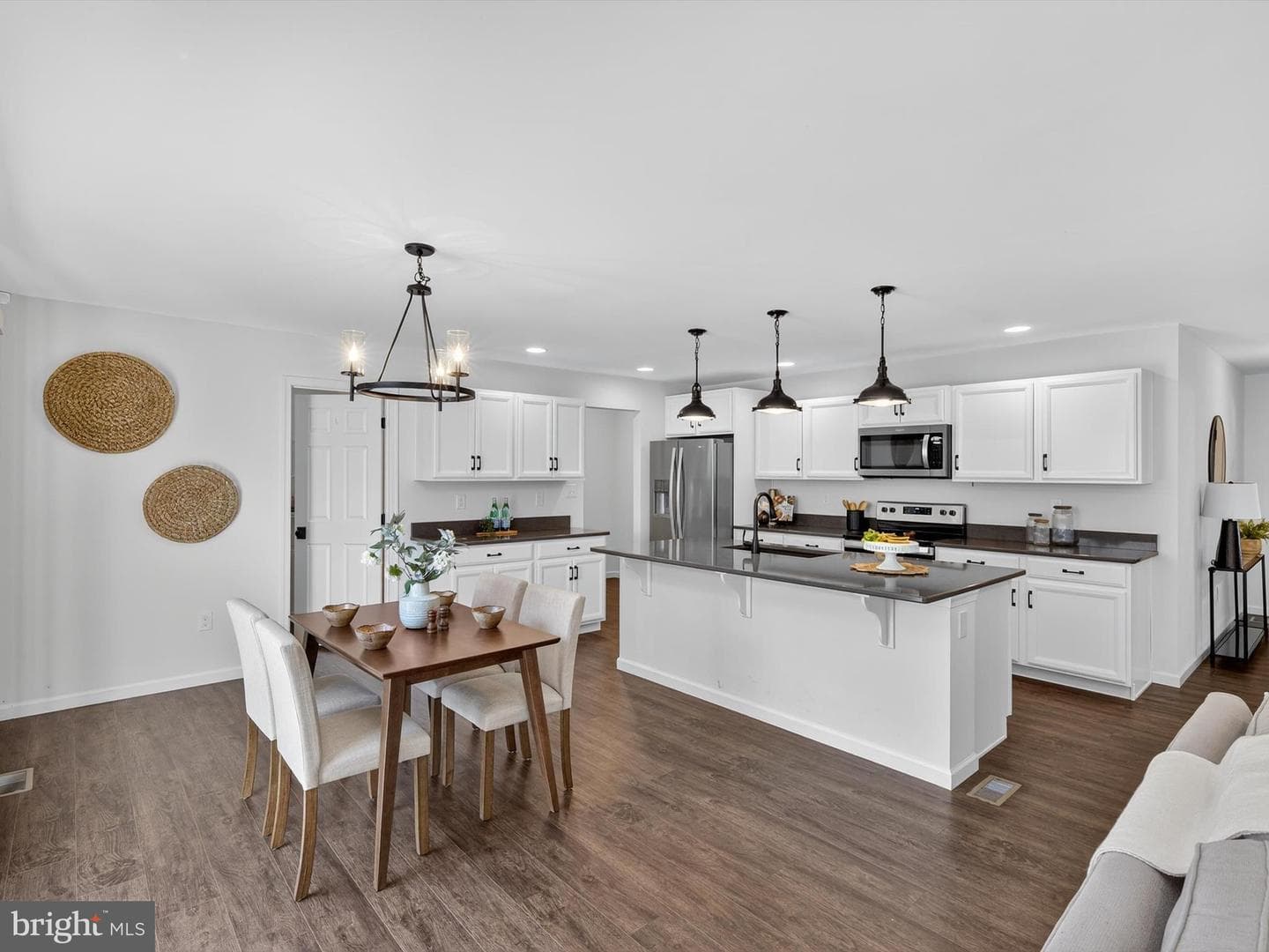 1275 Dietz Road photo 10