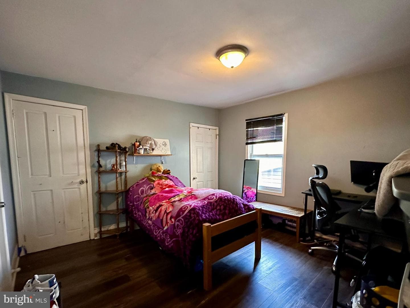 32 N York Street photo 13