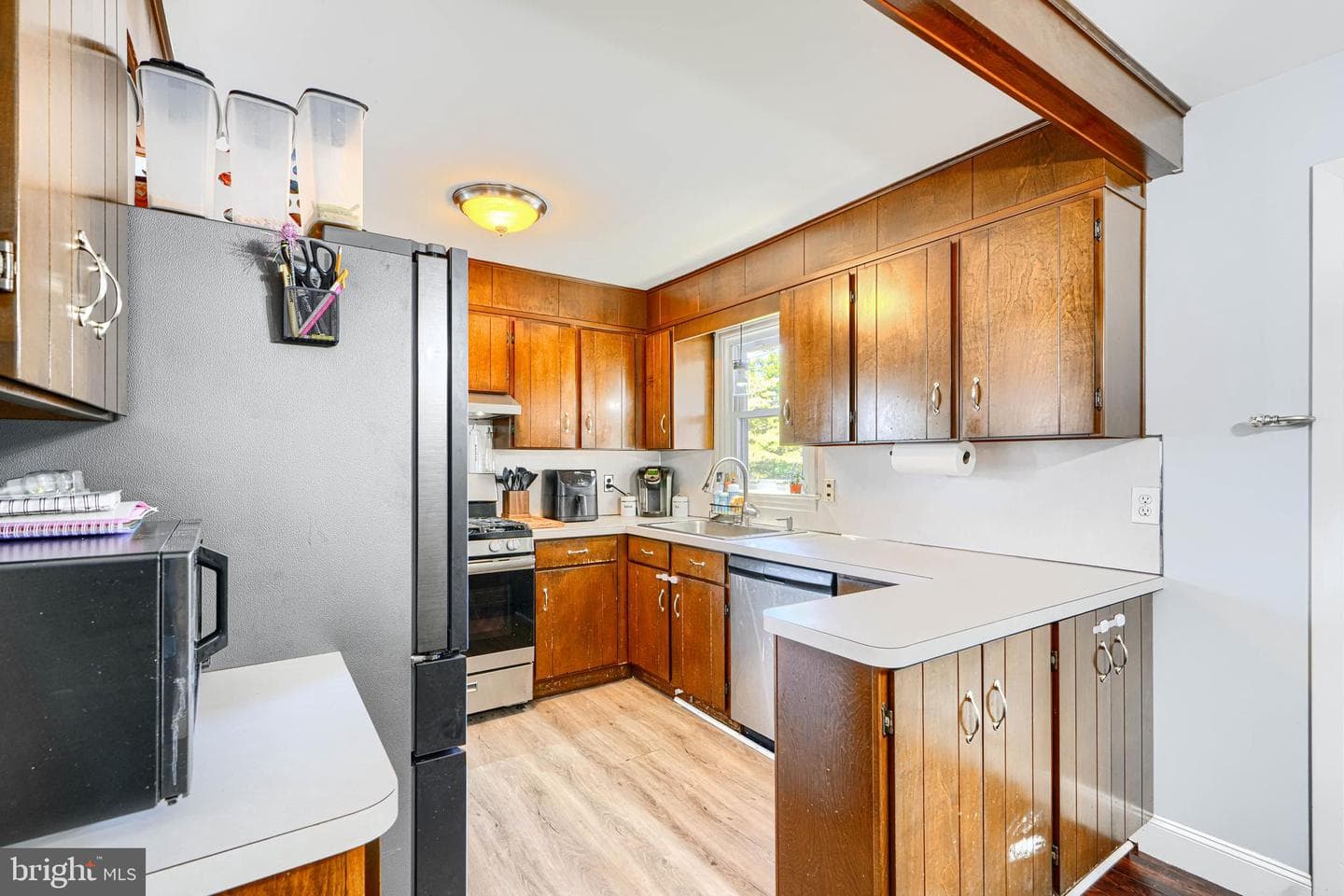 741 S Russell Street photo 15