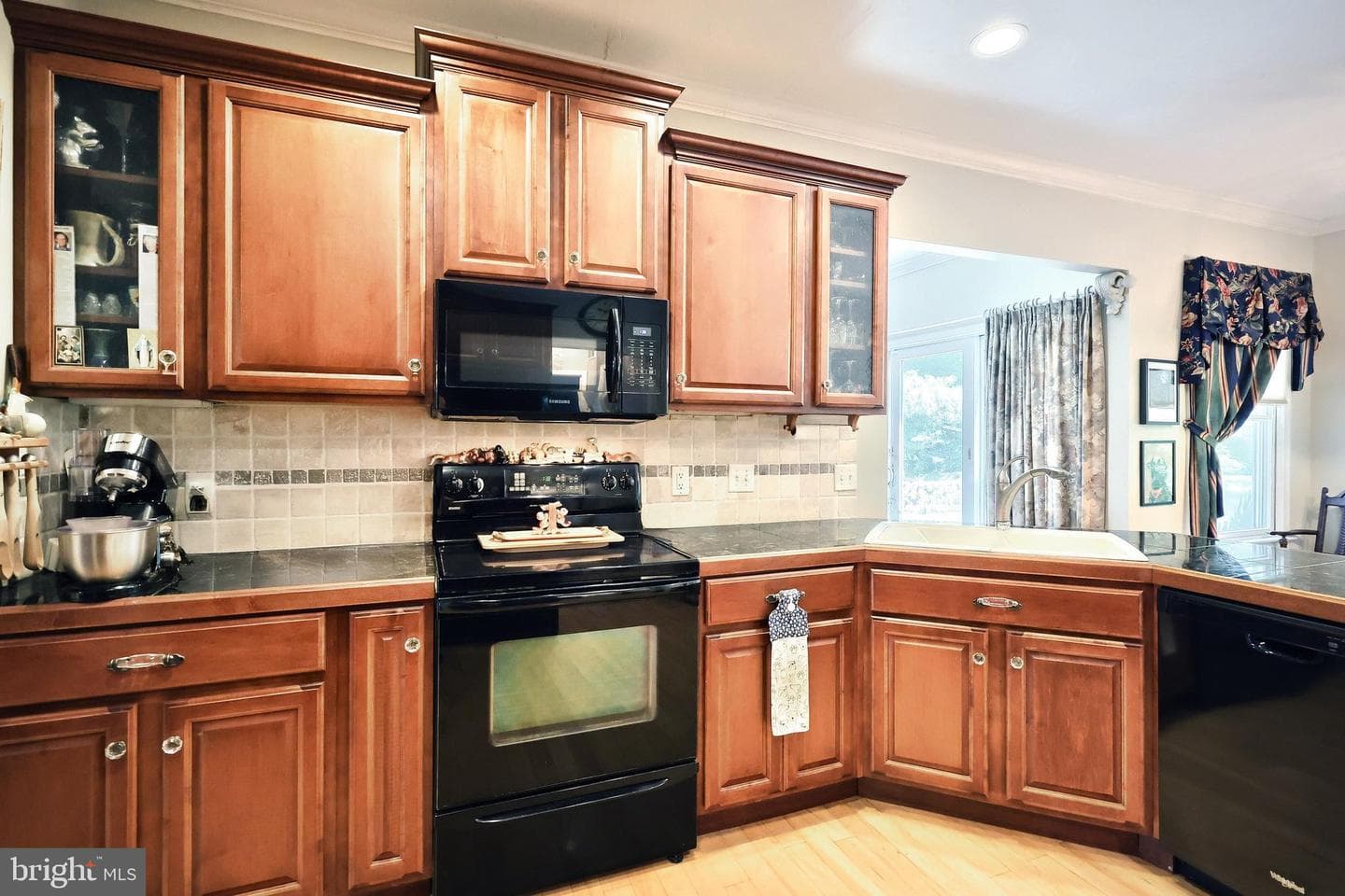 2415 Emiray Court photo 14