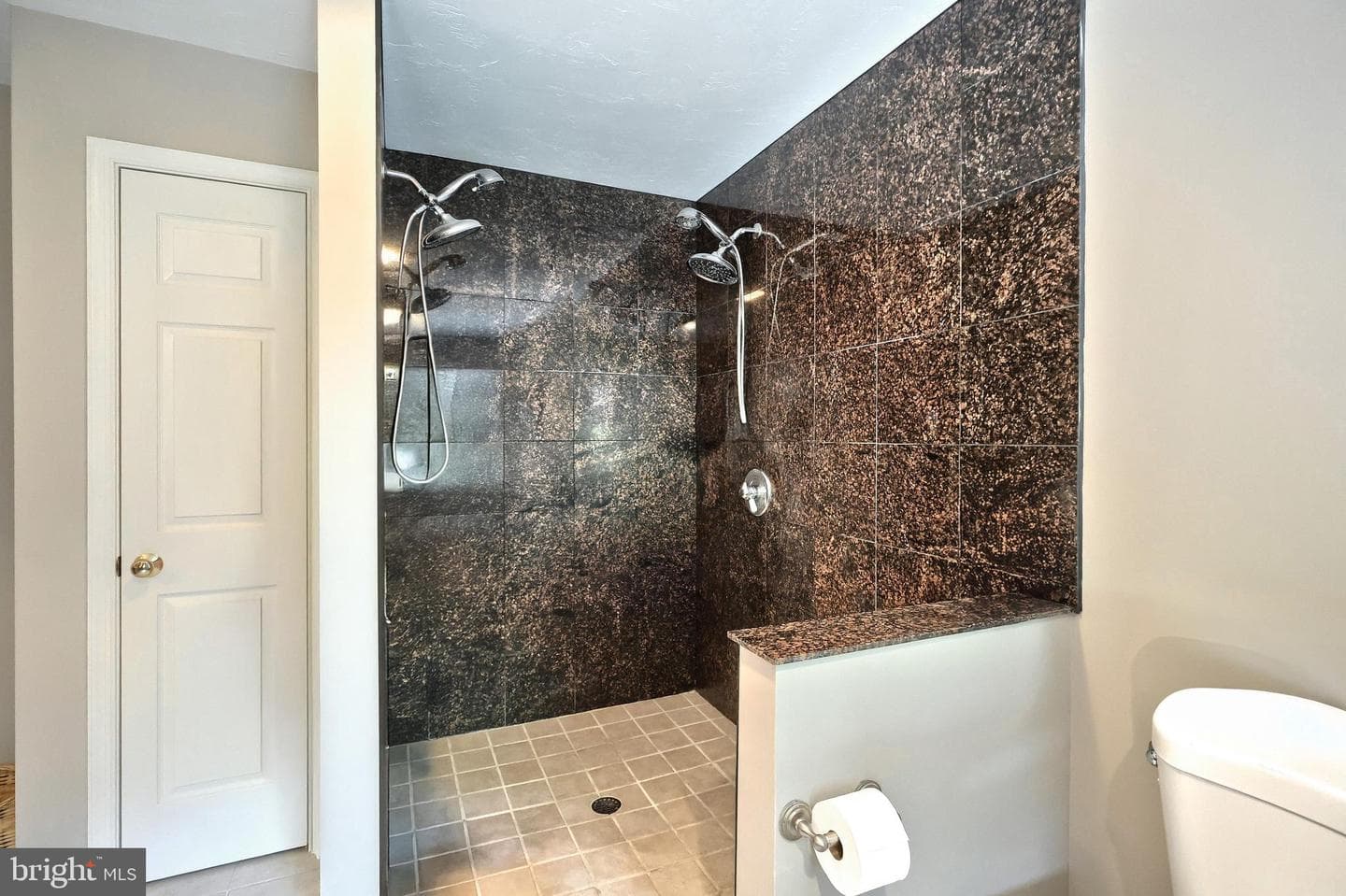 2415 Emiray Court photo 18