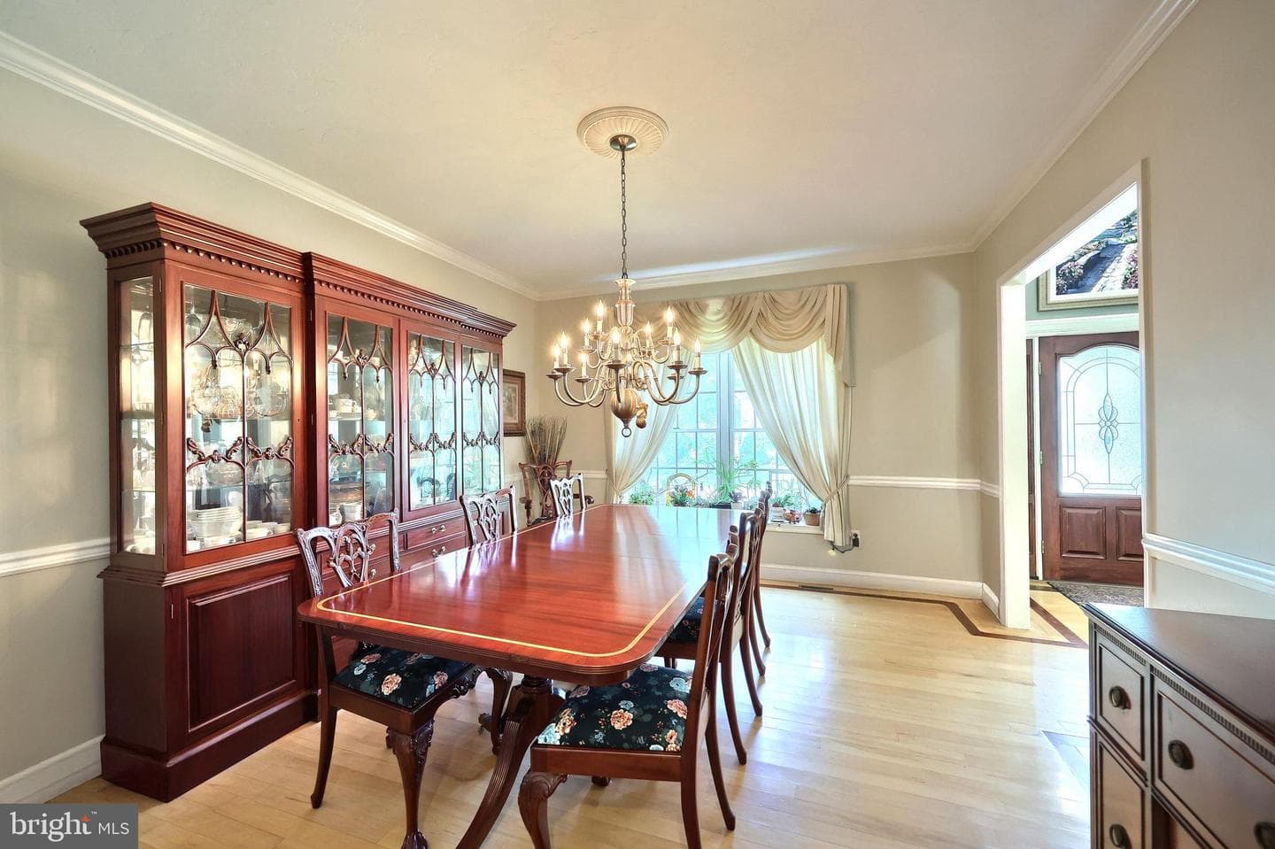 2415 Emiray Court photo 9