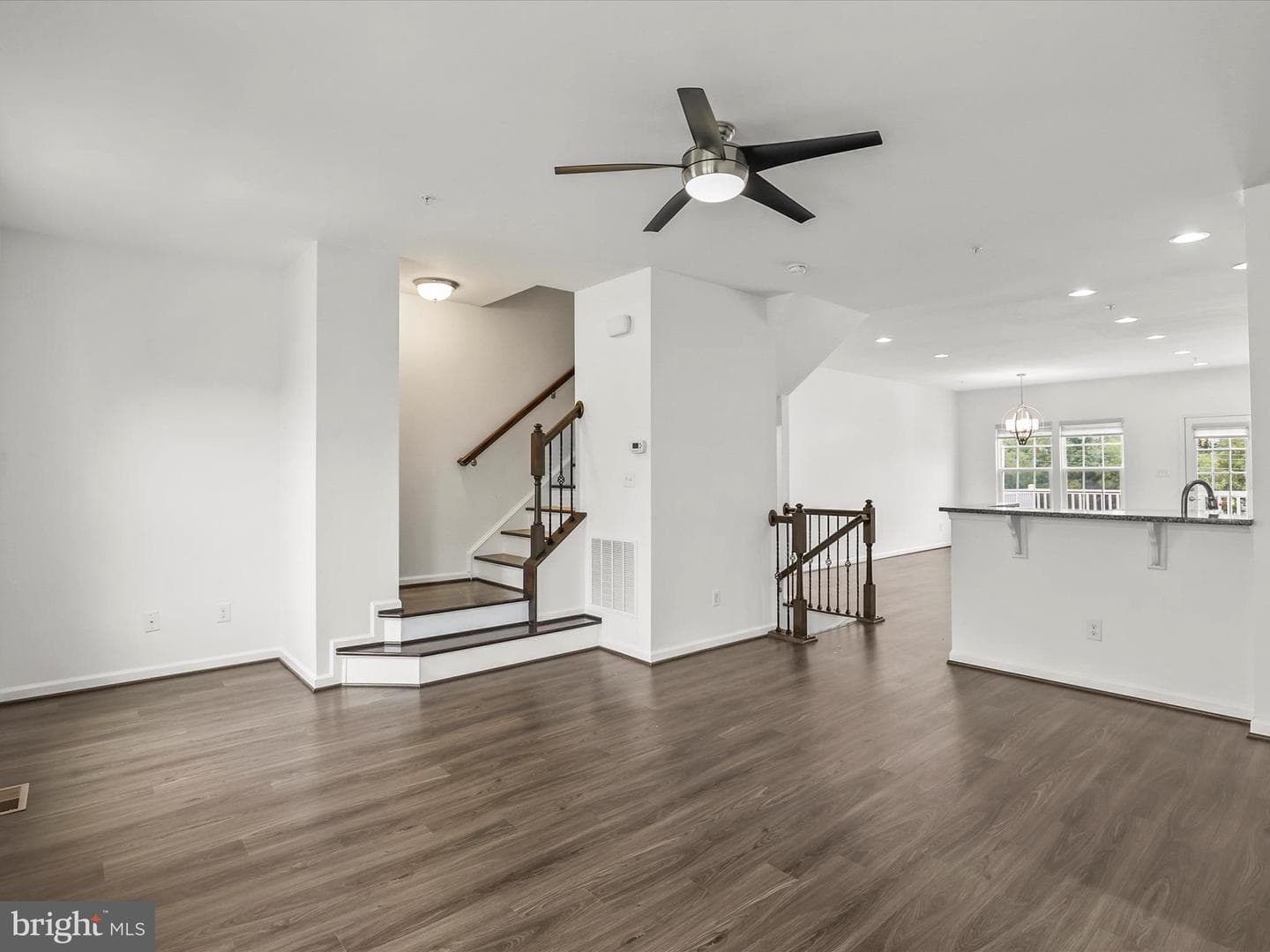 1215 Rannoch Lane photo 13