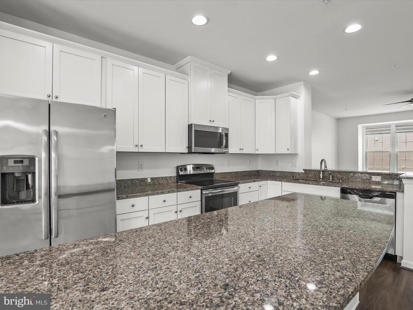 1215 Rannoch Lane photo 7