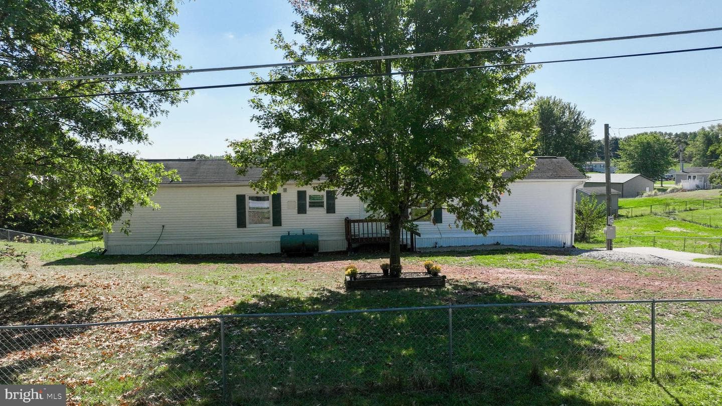 4391 Schoolhouse Road photo 36