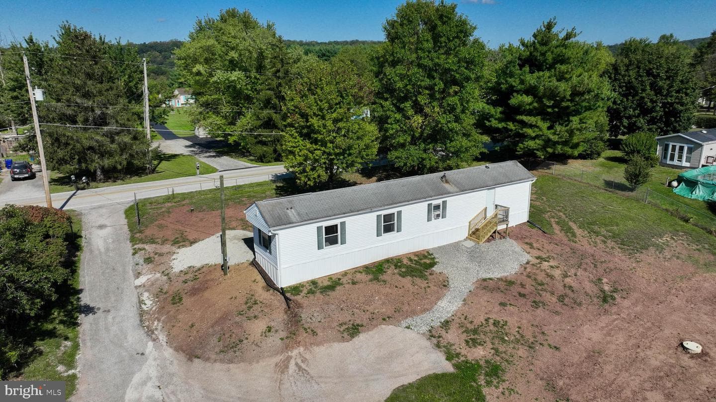 4391 Schoolhouse Road photo 49
