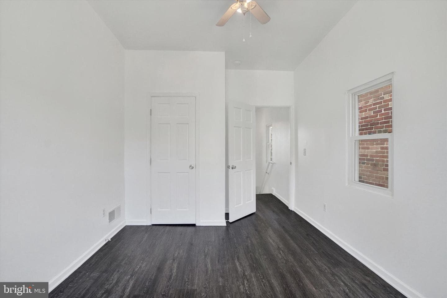 41 N West Street photo 19