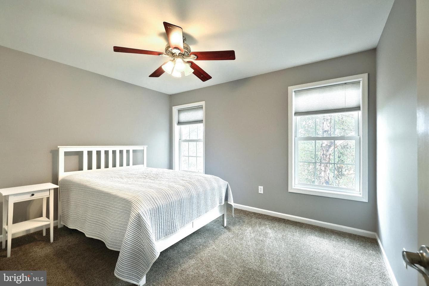2140 Thoroughbred Court photo 28