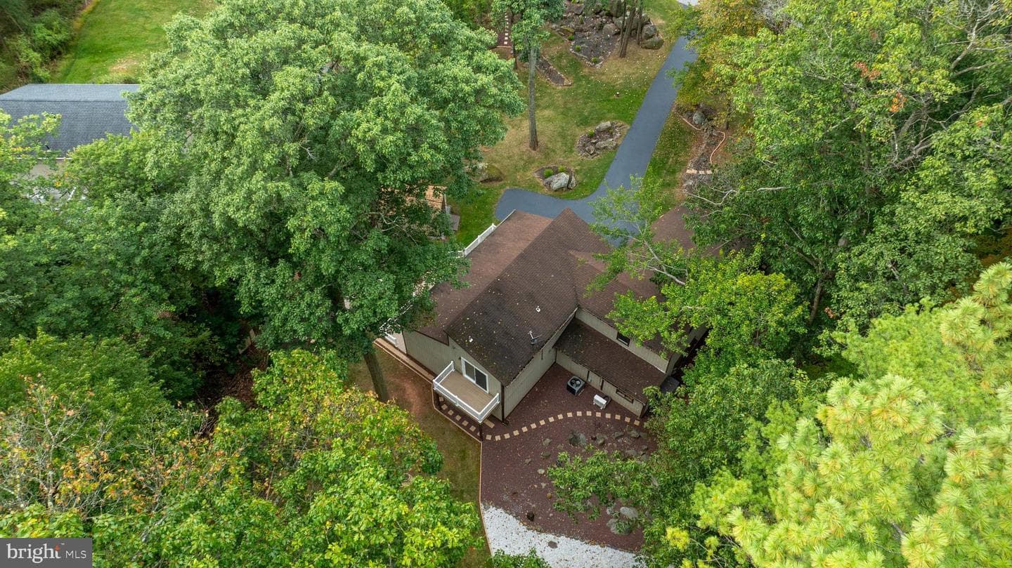 55 Deardorff Drive photo 17