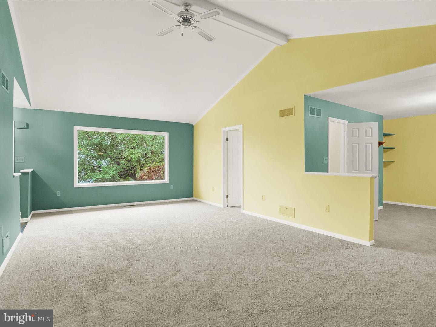 317 Hillcrest Drive photo 5
