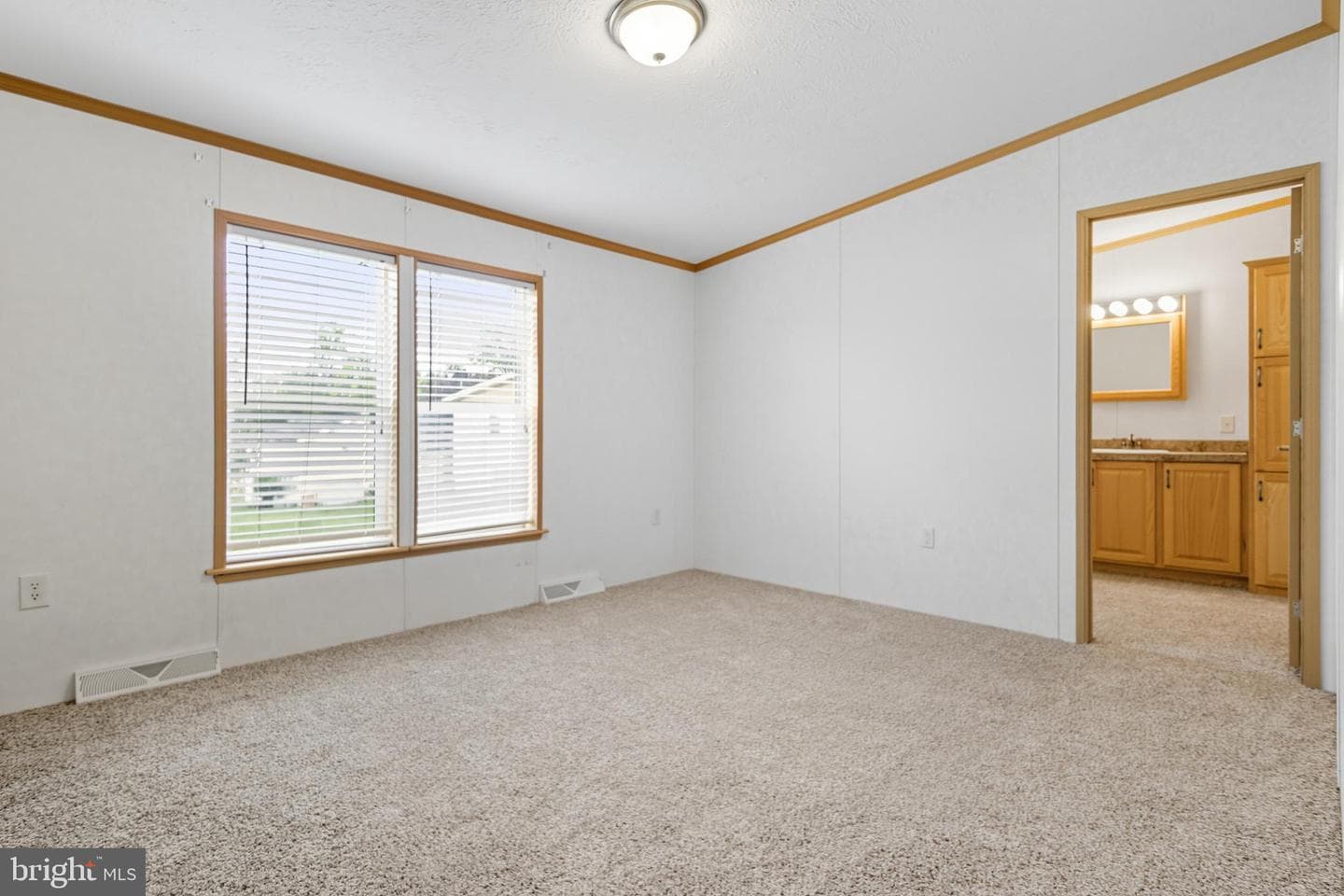 800 York Road #290 photo 20