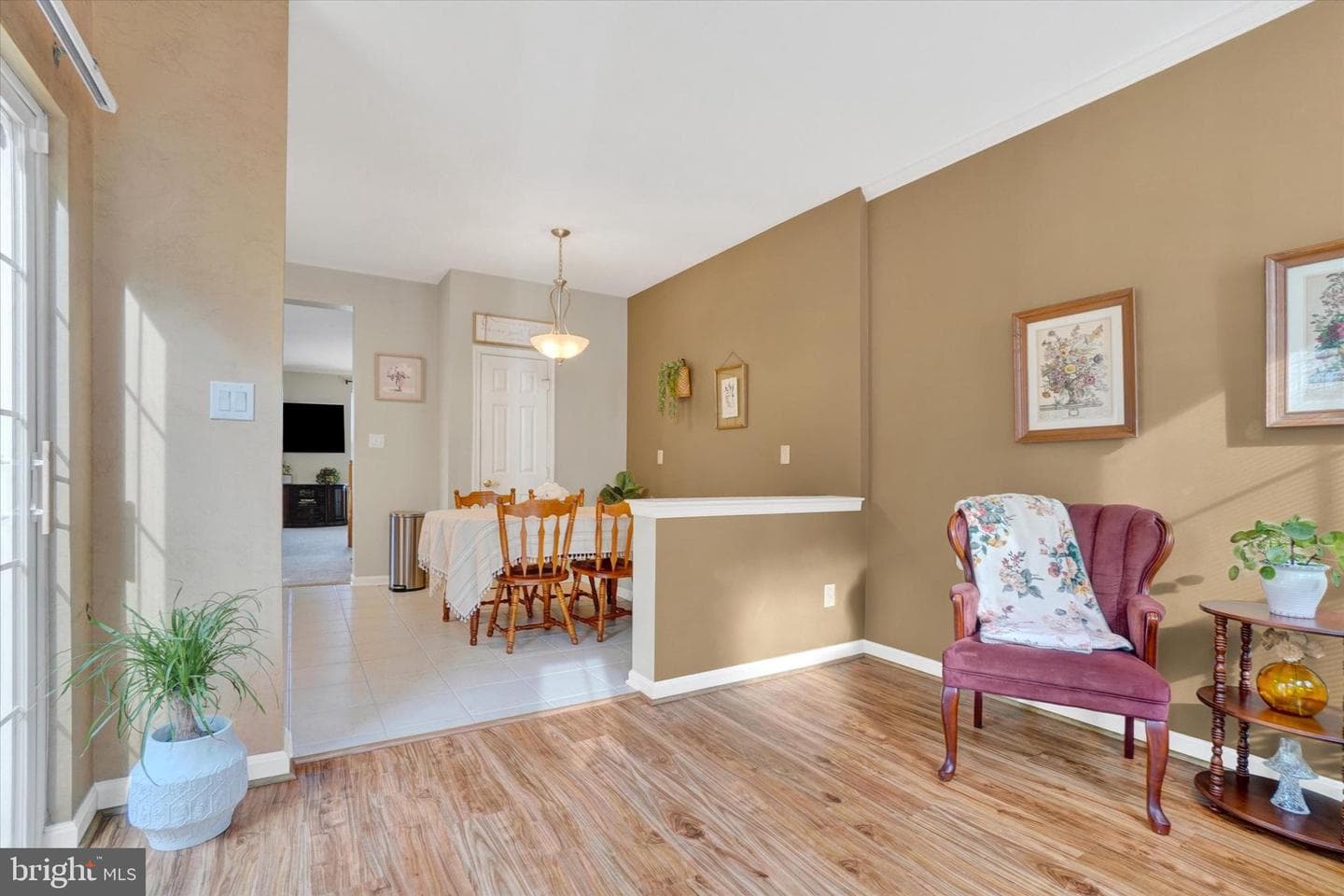 396 Bruaw Drive photo 12