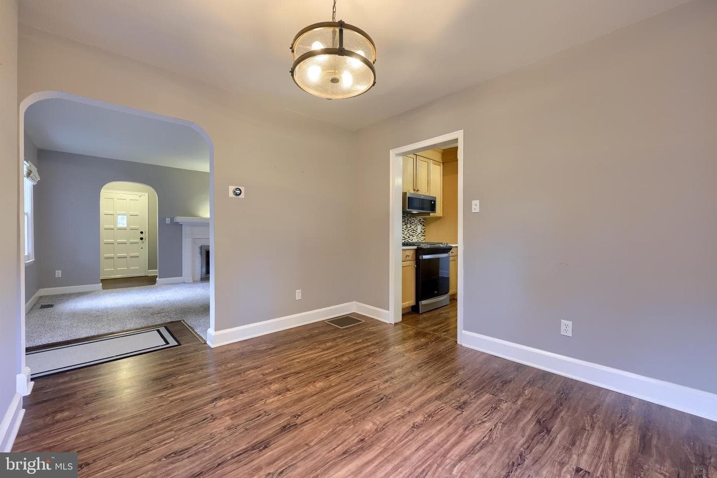3205 Eastern Boulevard photo 11