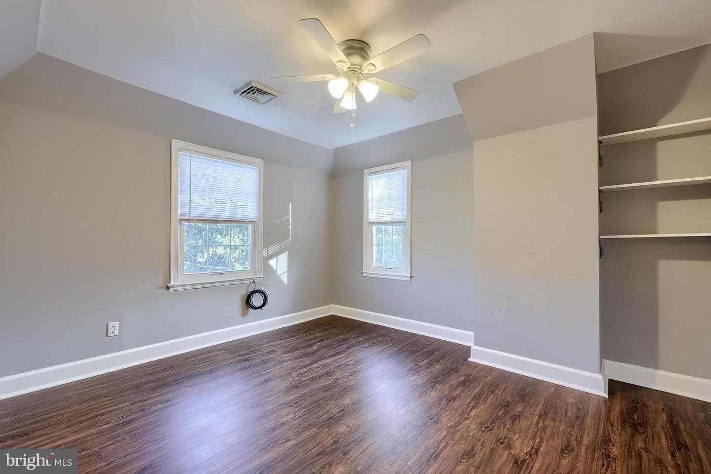 3205 Eastern Boulevard photo 27