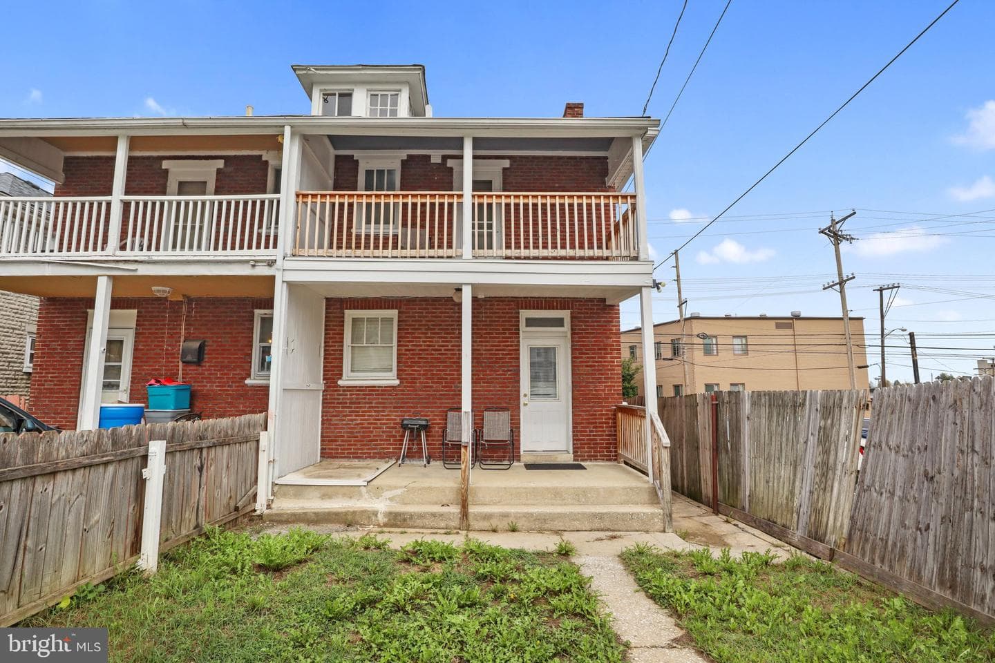 1250 W King Street photo 19