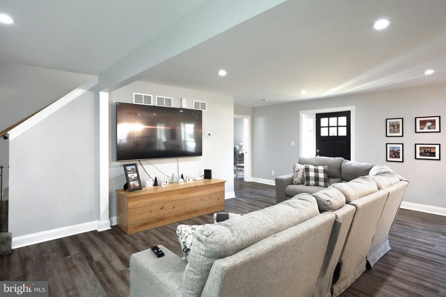 755 River Road photo 22