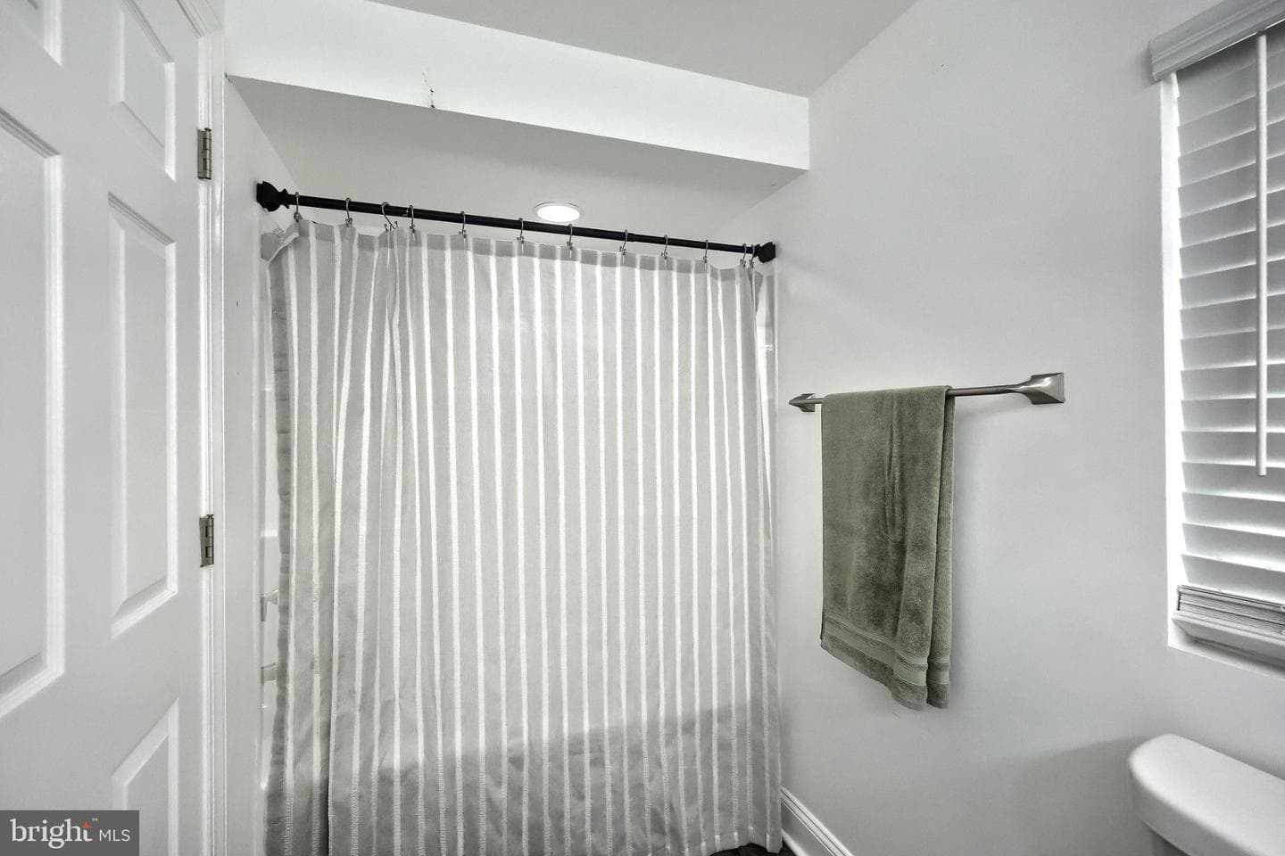 755 River Road photo 41