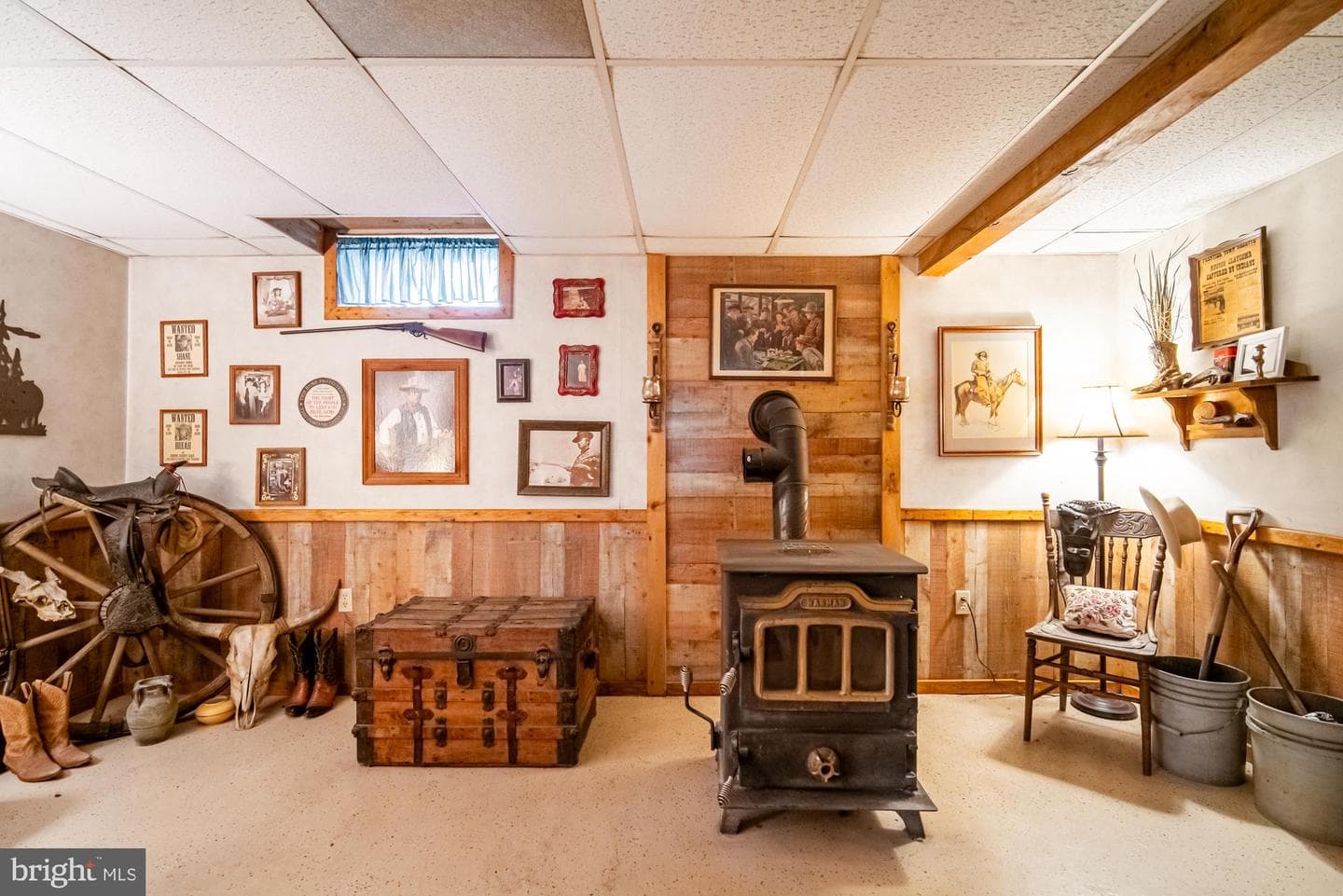 1398 Manor Road photo 26