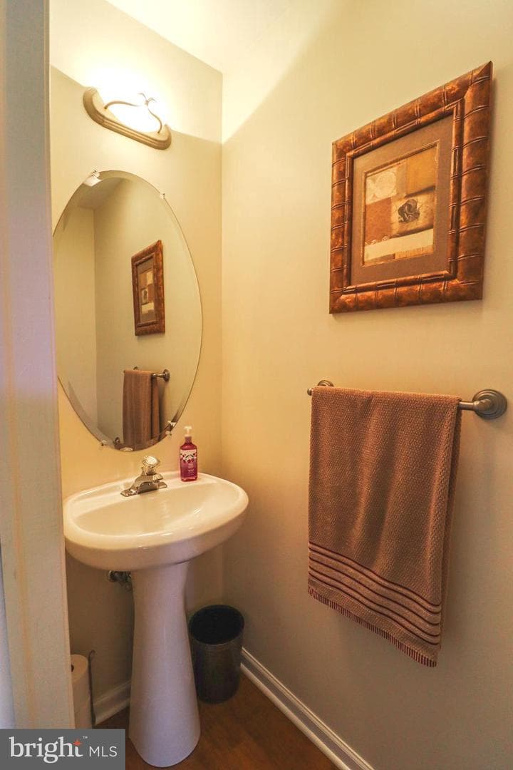8 Parkview Drive photo 20