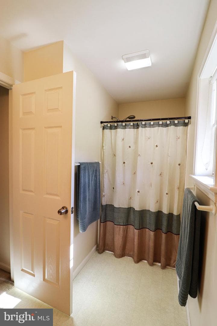 8 Parkview Drive photo 26