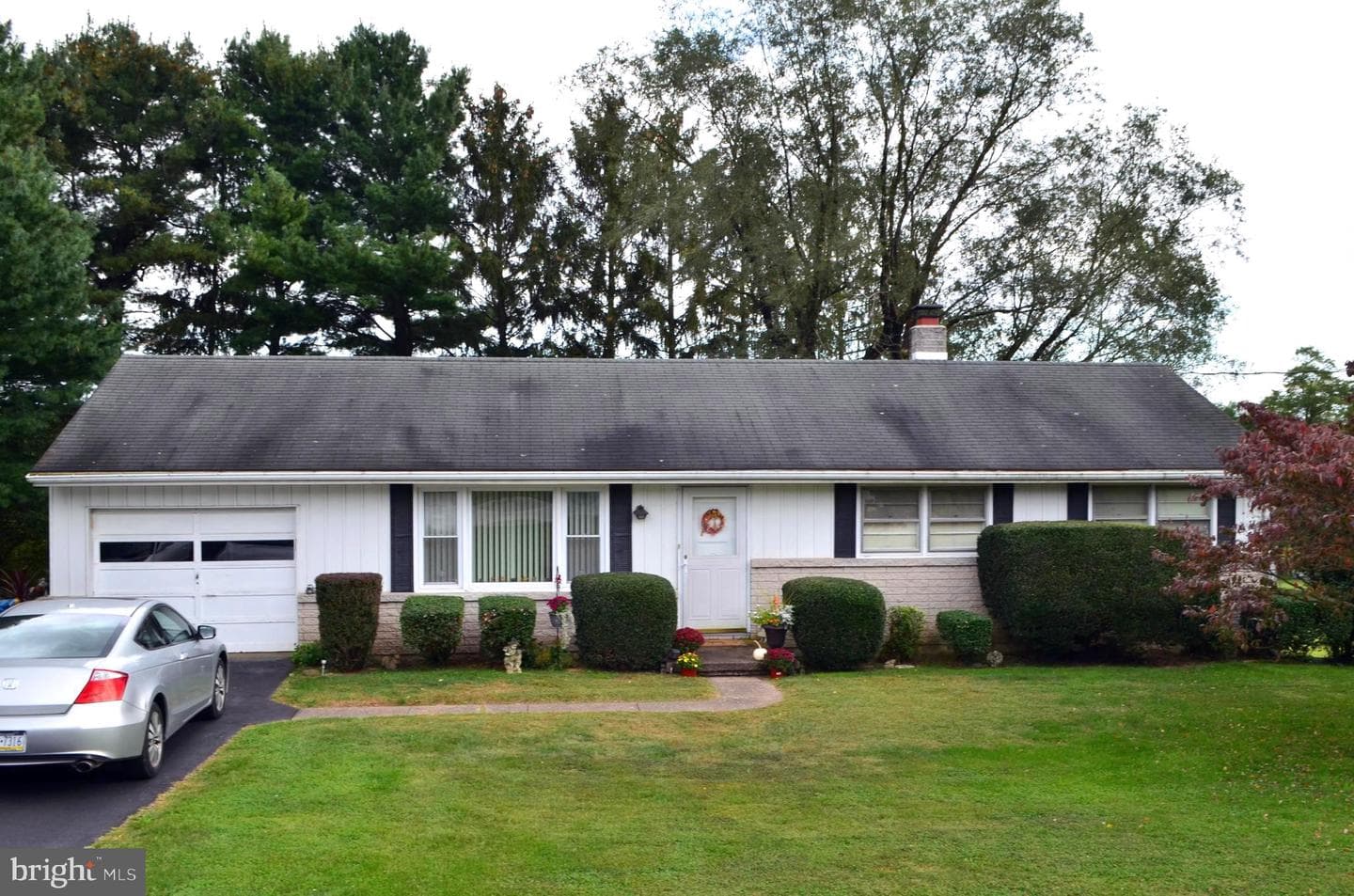 880 Springvale Road photo 2