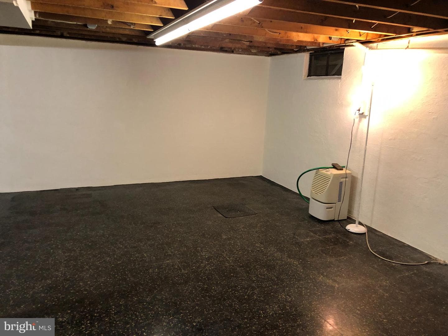 59 E Crestlyn photo 11