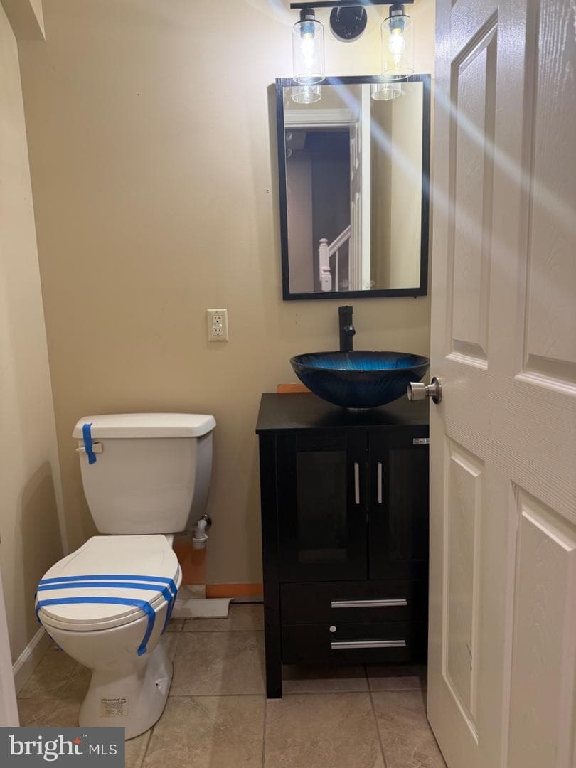 680 Robin Hill Circle photo 30