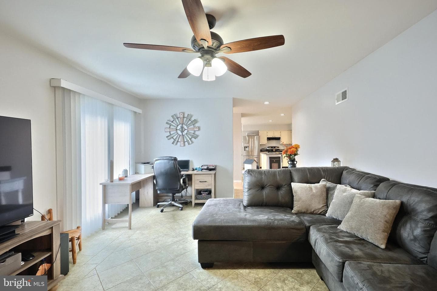 409 White Rose Lane photo 24