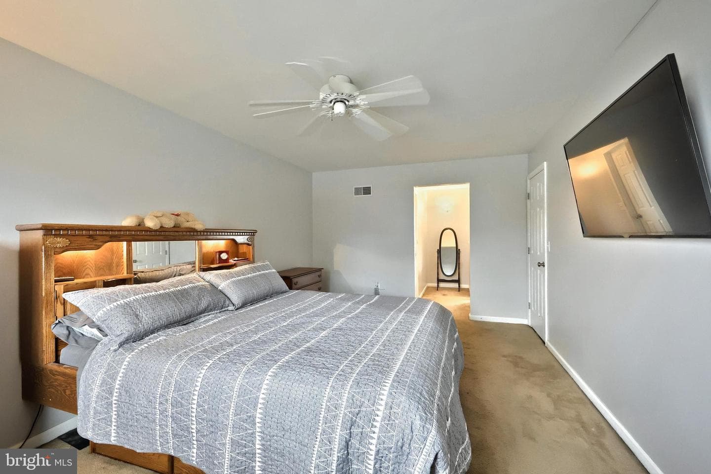 409 White Rose Lane photo 29