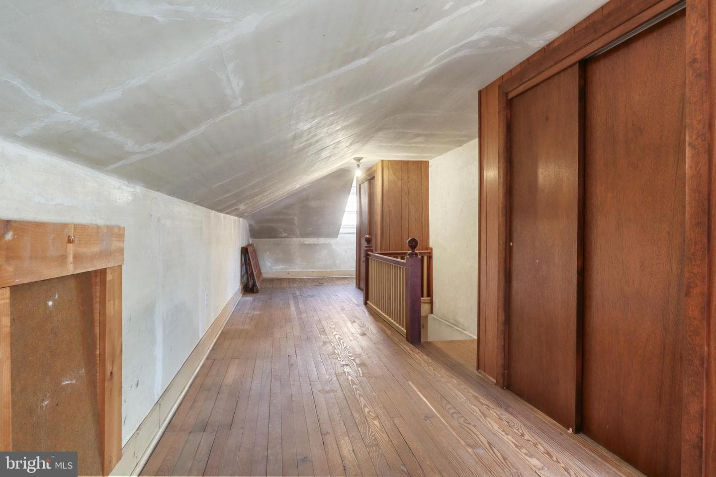 522 Ludlow Avenue photo 21