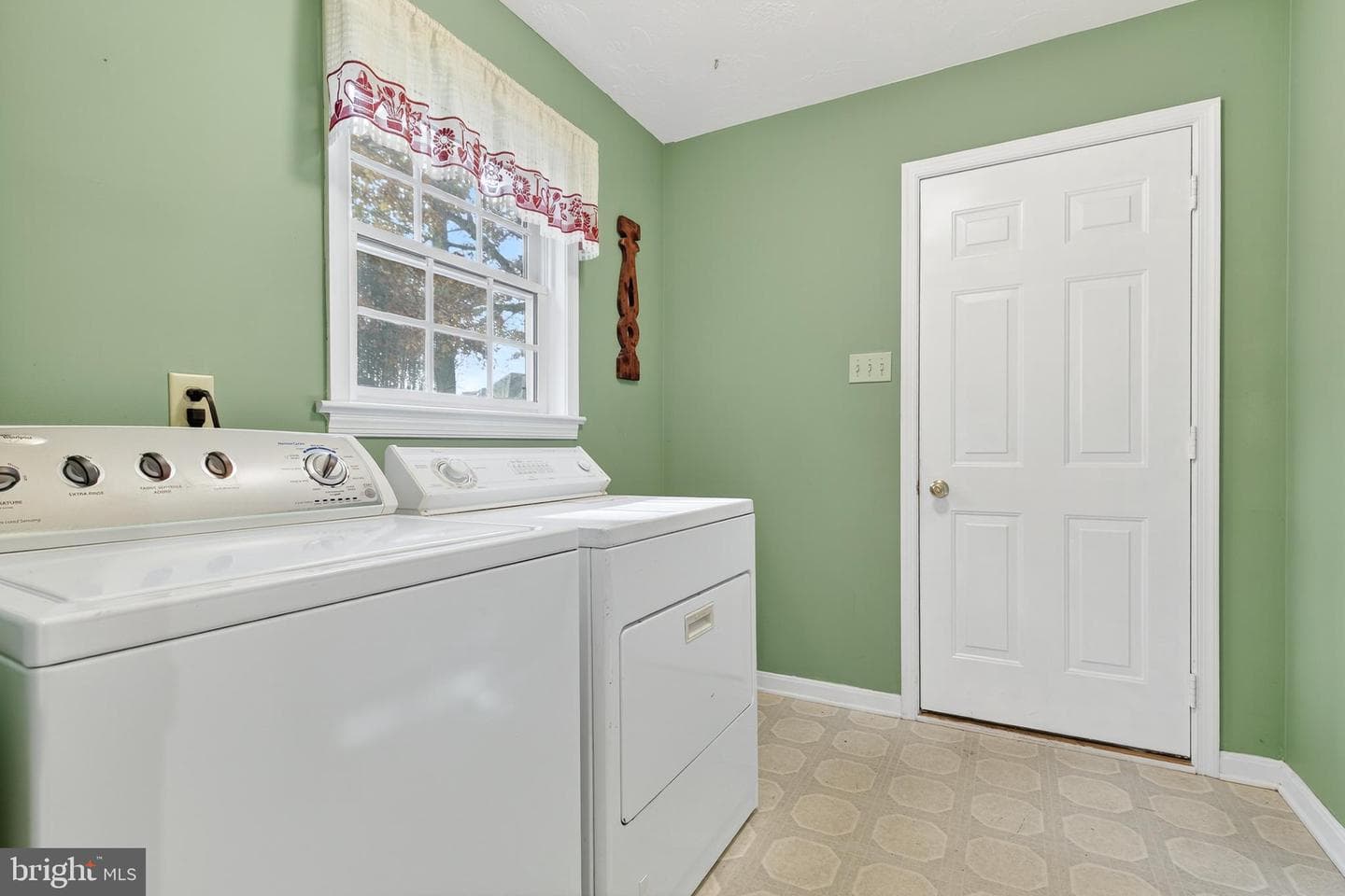 2934 Ridings Way photo 33