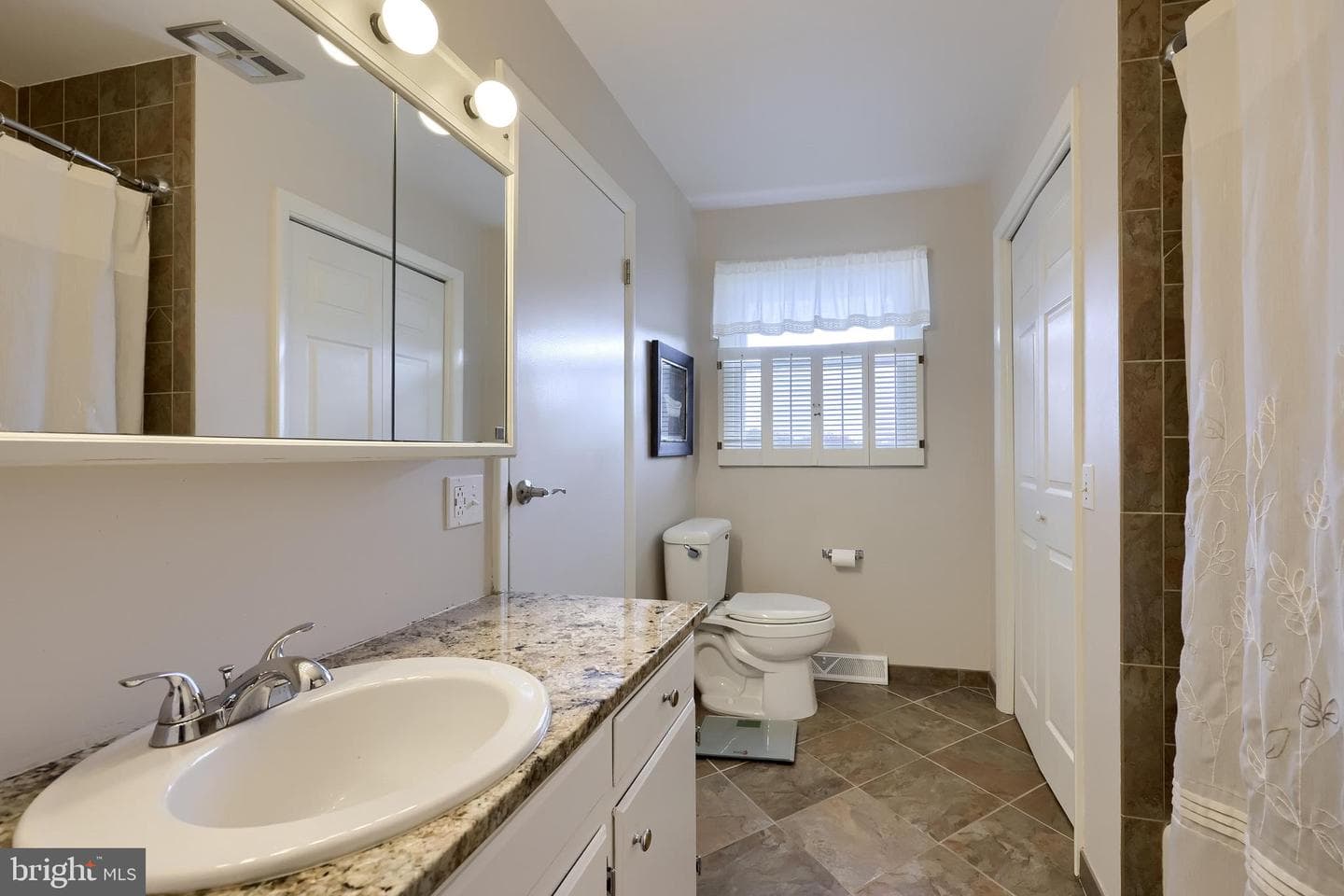 4 Logan Heights Road photo 18
