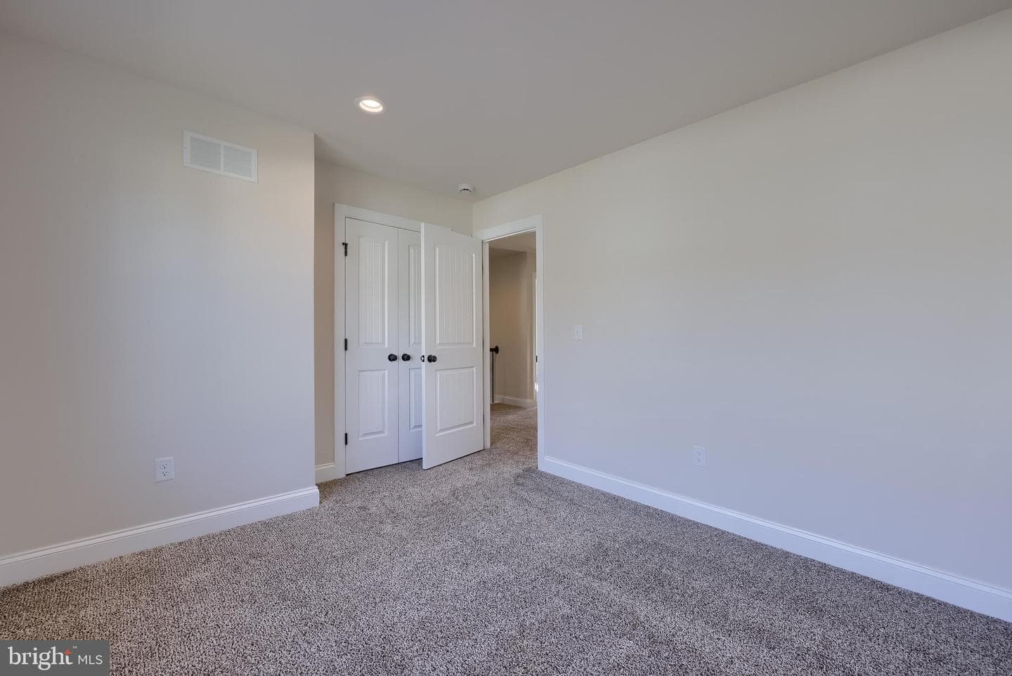130 Eli Drive photo 27