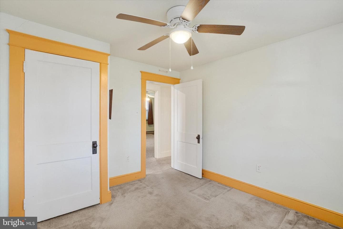 105 N Gotwalt Street photo 16