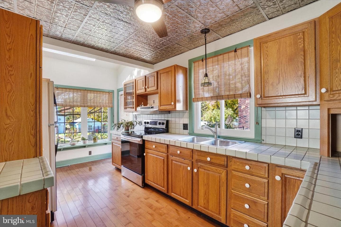 105 N Gotwalt Street photo 8