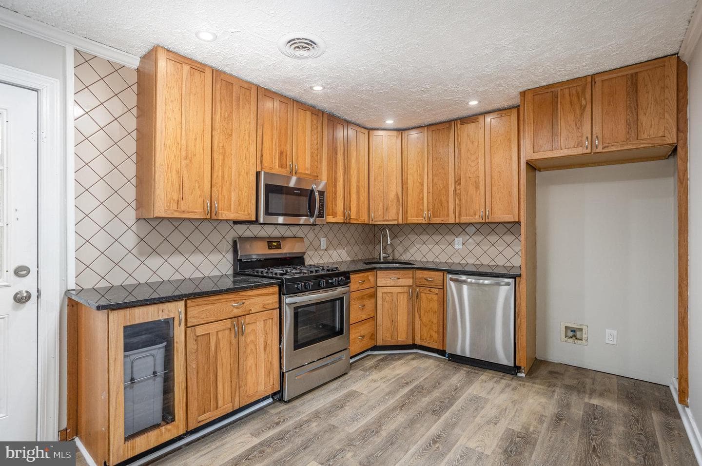 1232 Continental Road photo 4