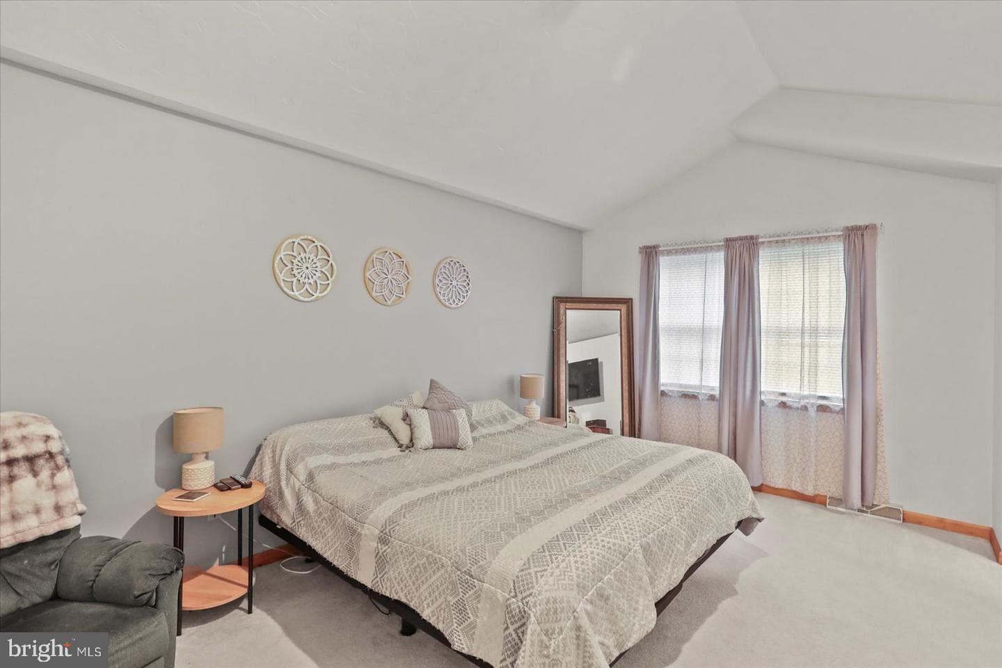 37 Magnolia Lane photo 21