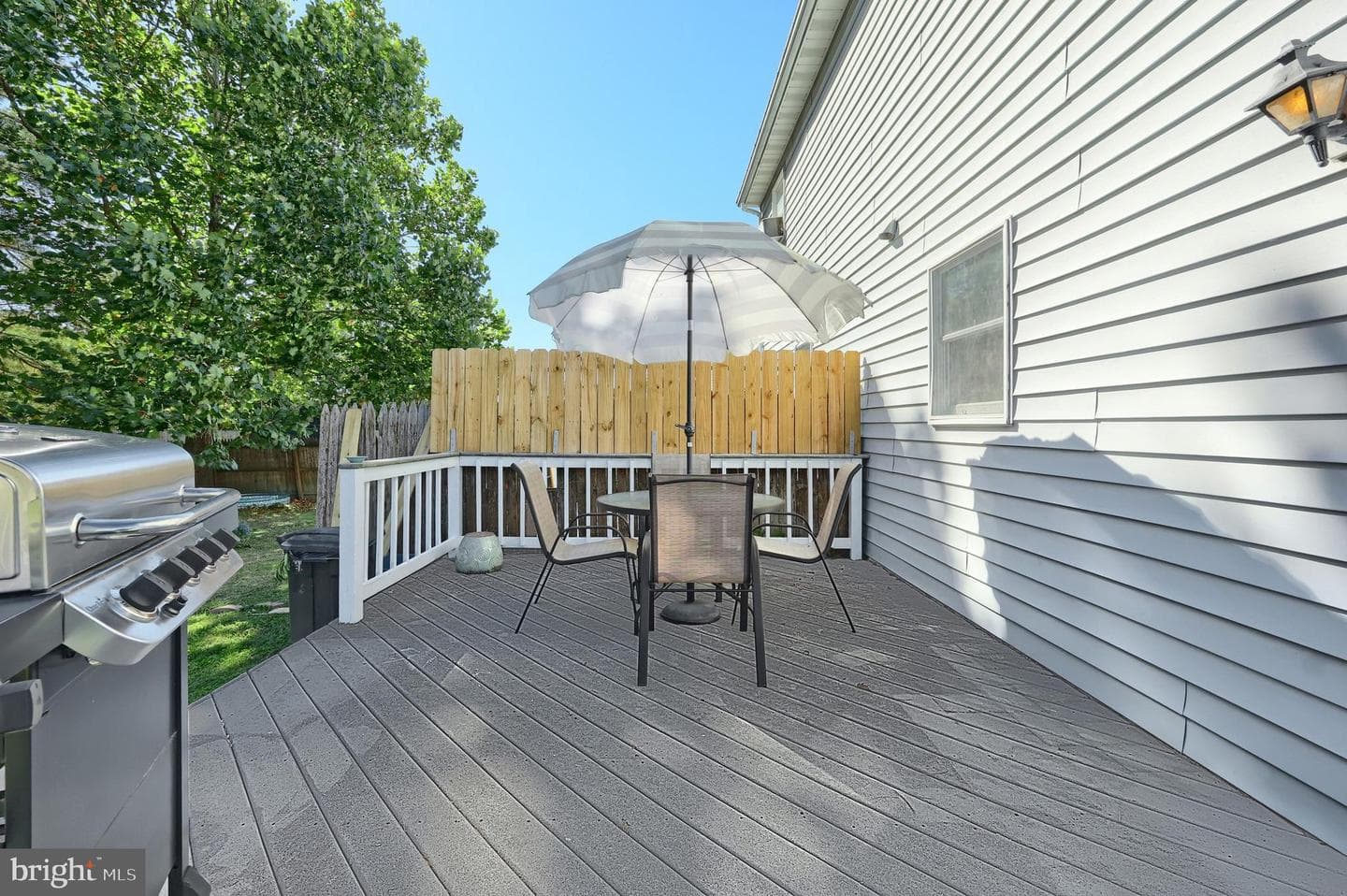 319 Manor Street photo 11