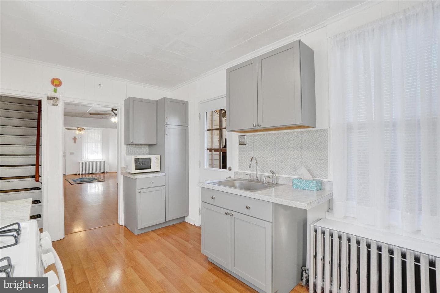 507 Vander Avenue photo 9