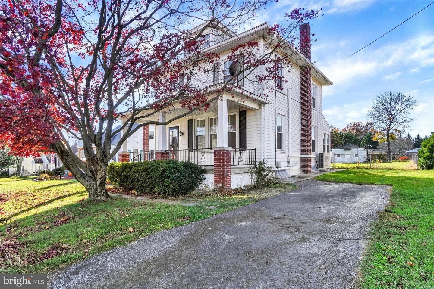 2140 N Sherman Street photo 3
